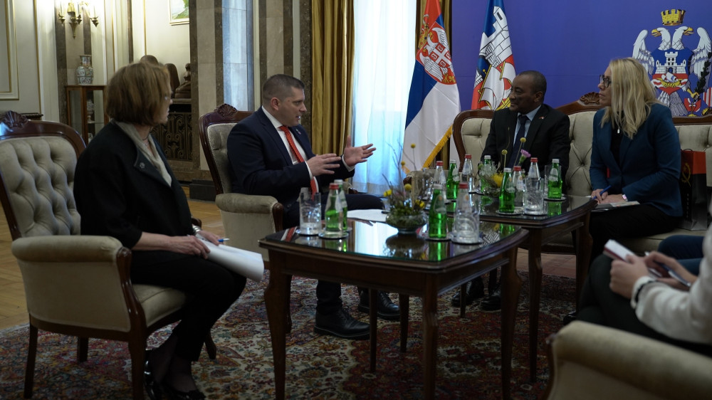 Nikodijević ugostio ambasadora Angole